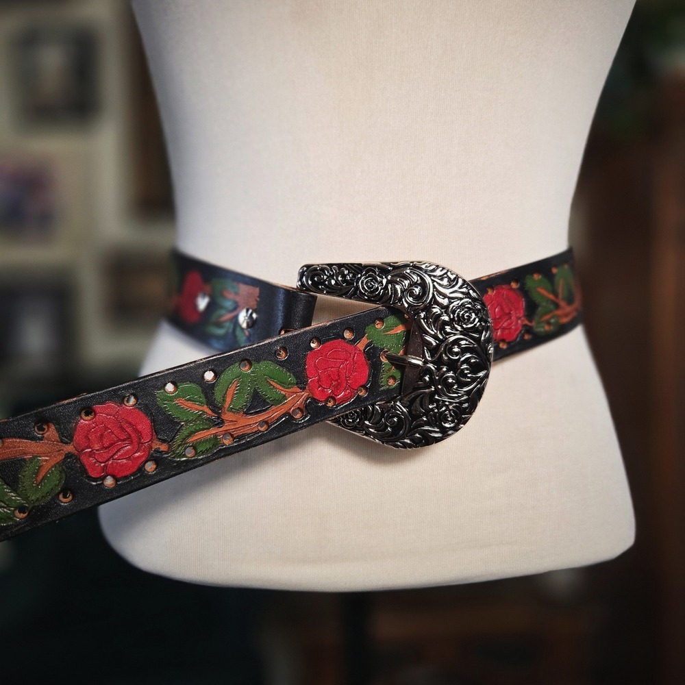 Leather Belt Tooled Rose Floral Vintage 80s Western Cowboy Boho Black Red 32